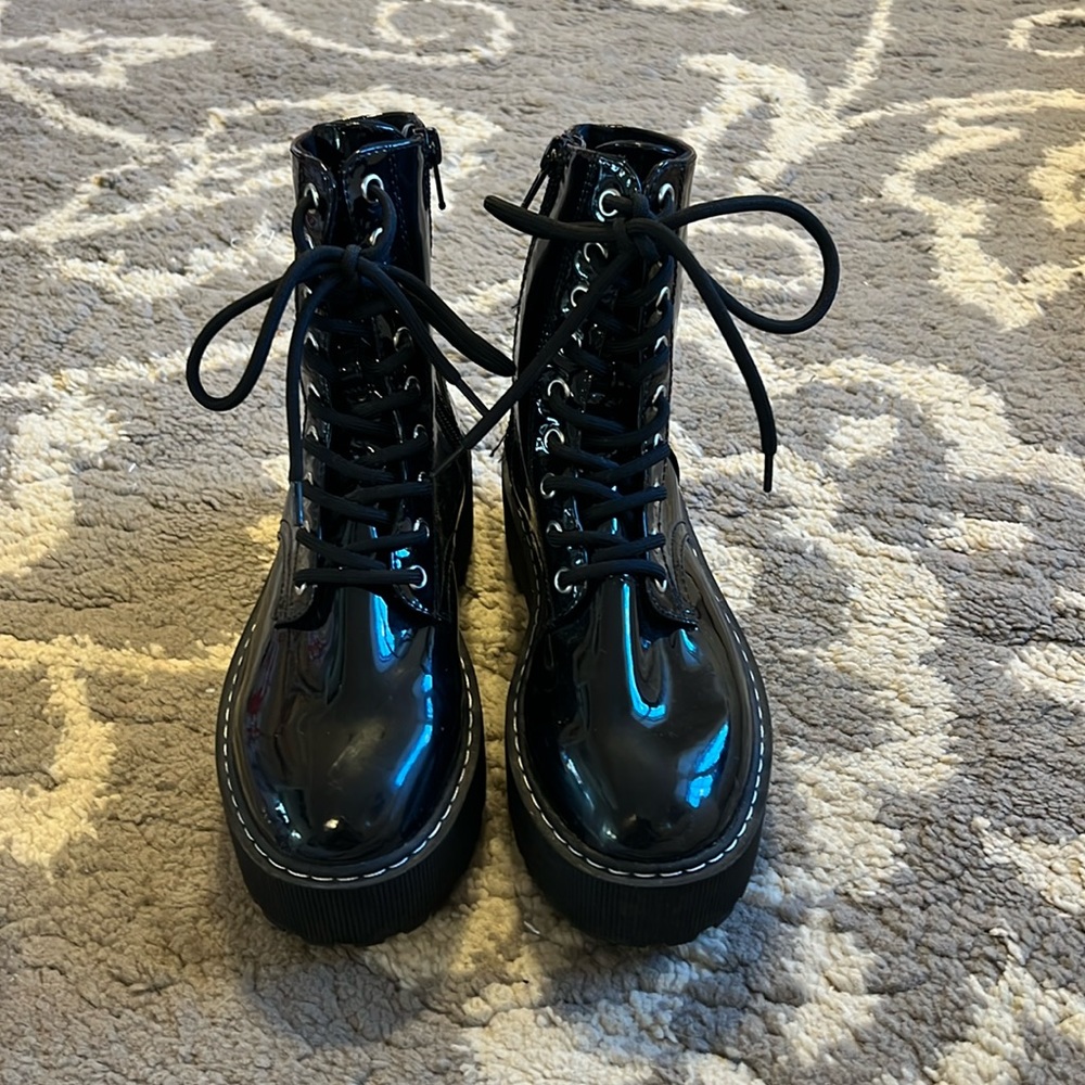 Women’s platform combat boots (Divided H&M)
